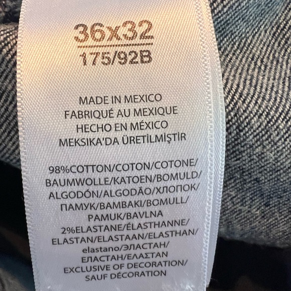 Polo jeans.  This classic look   Is a must in everyone’s closet. 36x32 - Picture 5 of 5